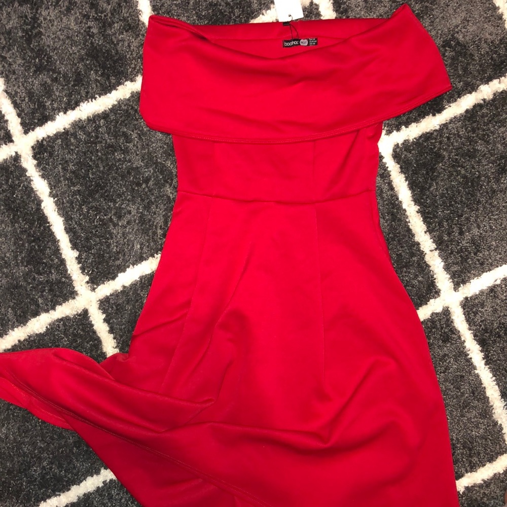 Off the shoulder midi skater dress NWT ✨